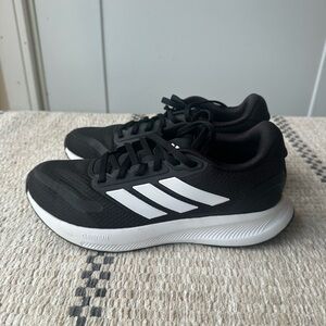 Adidas Run Falcon 3.0 Shoe, Black/White/Black, size 7